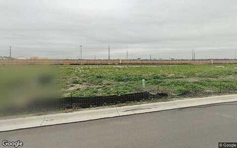 Lina, SEGUIN, TX 78155