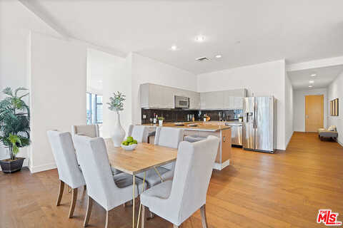 S Grand Avenue #1705, Los Angeles, CA 90017