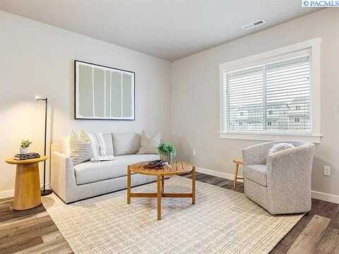 N 5Th St., Connell, WA 99326