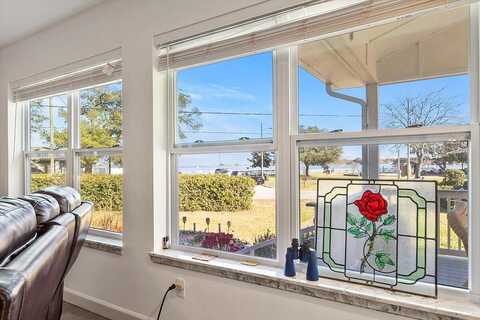 Ne Beachview Drive, Fort Walton Beach, FL 32547