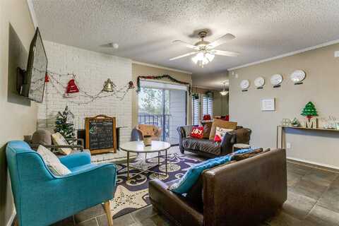 Berry Trail #206, Dallas, TX 75248