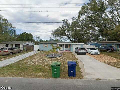 N Sandalwood Cir, Tampa, FL 33617