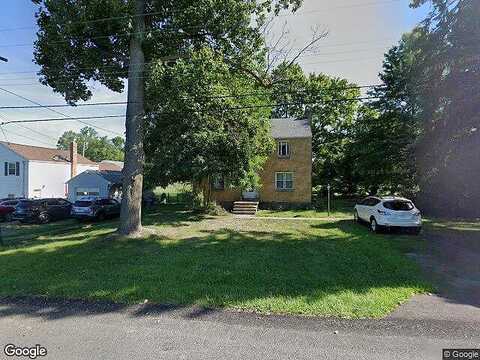 Oriole Dr, Aliquippa, PA 15001