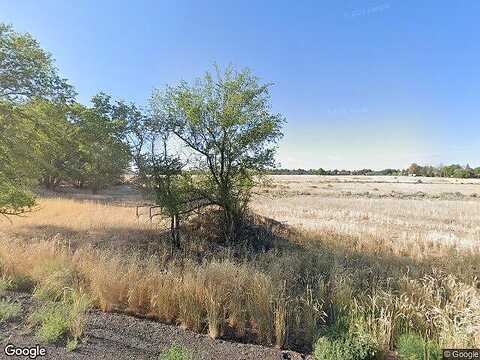 Ne 16Th St, Madras, OR 97741