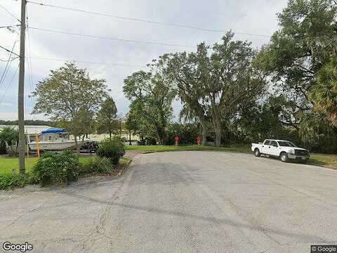 Lake Dell Avenue, Dundee, FL 33838