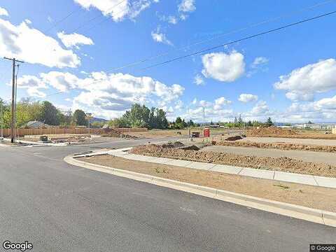 Dahl Pl # 4, Medford, OR 97501