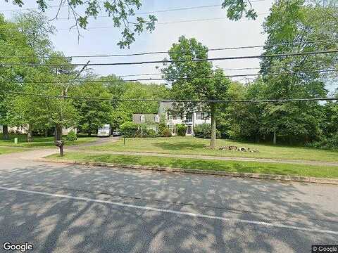 Norristown Rd, Horsham, PA 19044