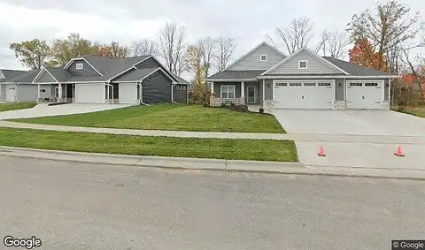 Hidden Creek Trl, Green Bay, WI 54303
