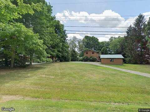 Latonka Dr, Mercer, PA 16137
