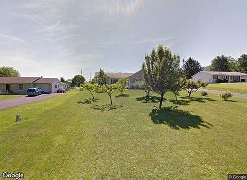 Hickory Acres Ln, Lewistown, PA 17044