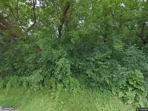 Laurie Rd W, Roseville, MN 55113