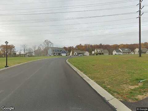 Rolling Meadow Rd, Lebanon, PA 17046