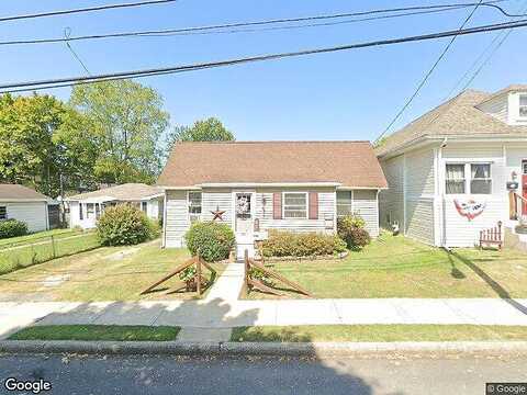 Edward St, Marcus Hook, PA 19061