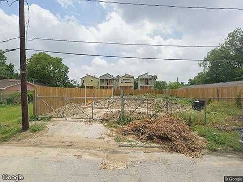 E 34Th St Unit D, Houston, TX 77022