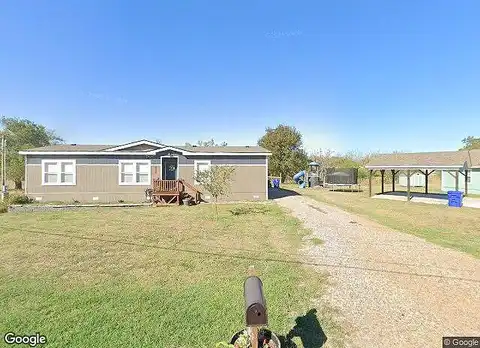Dunn St, Yoakum, TX 77995