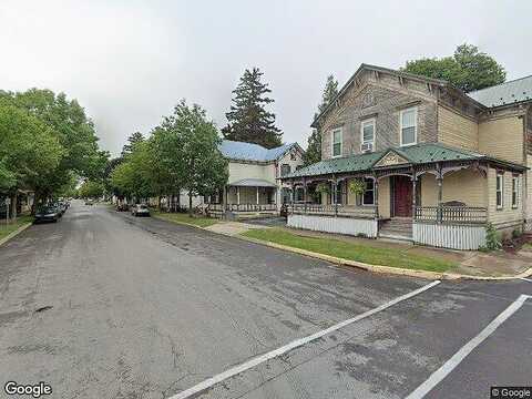 Market St, Mifflinburg, PA 17844