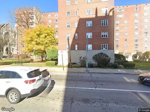 5Th Ave Apt 327, Pittsburgh, PA 15213