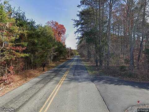 Dearborn Rd, Evington, VA 24550