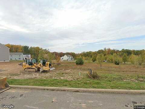 Mitchell Ave, Mountain Top, PA 18707