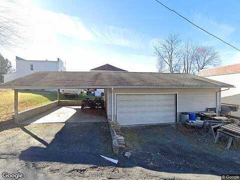 Oak Rear Street, Pittston, PA 18640