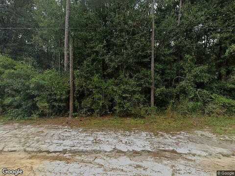 Oak St, Jesup, GA 31545