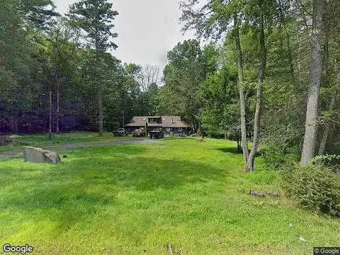 Neil Thompson Road, Greeley, PA 18425