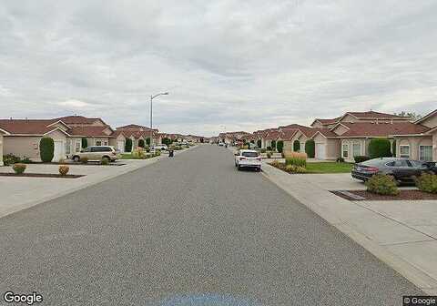 Vincenzo Dr, Pasco, WA 99301