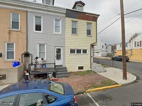 N 6Th St, Reading, PA 19601