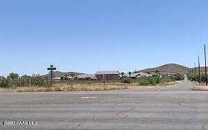 E Carefree Highway, Phoenix, AZ 85086