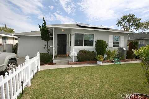 Paula, FULLERTON, CA 92833