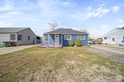 Parkway, TOOELE, UT 84074