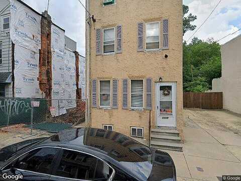 Earl, PHILADELPHIA, PA 19125