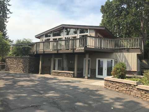 Hillcrest, MEDFORD, OR 97504