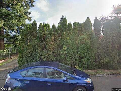 84Th, PORTLAND, OR 97220