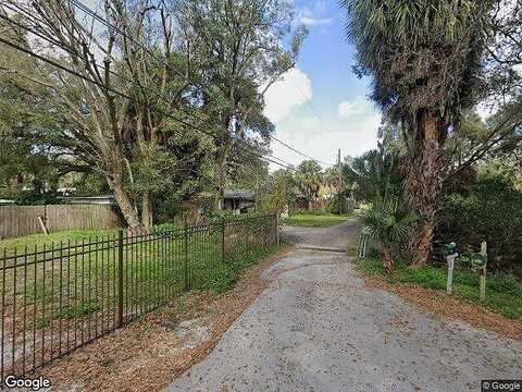 Linda, GIBSONTON, FL 33534