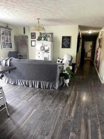 Hillman, GLADE SPRING, VA 24340