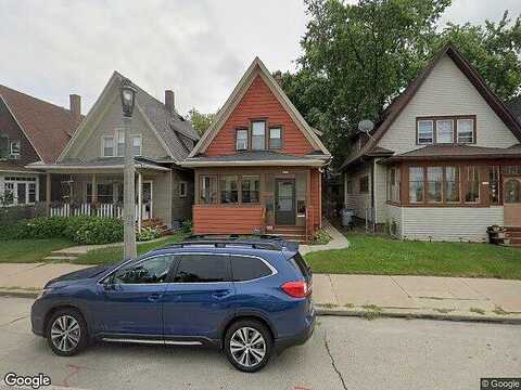 Kinnickinnic, MILWAUKEE, WI 53207