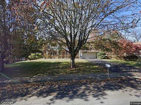 Linn, CARLISLE, PA 17013