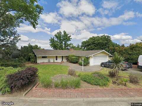 Edgemont, MEDFORD, OR 97504
