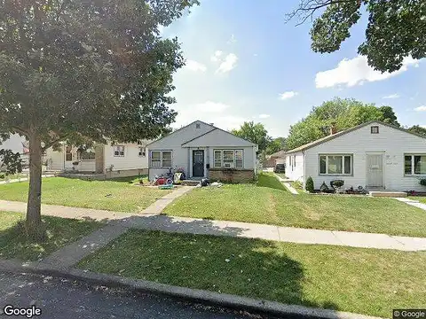 74Th, MILWAUKEE, WI 53218