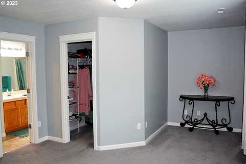 Willow Glen, FAIRVIEW, OR 97024
