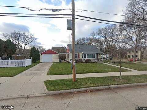 1St, MILWAUKEE, WI 53207