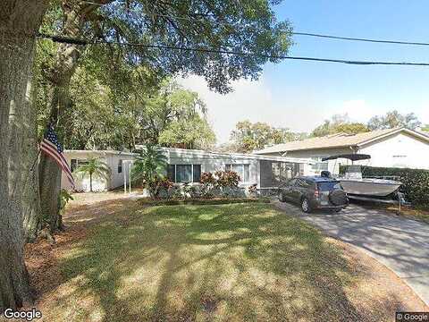 Parkway, Bell, FL 32809