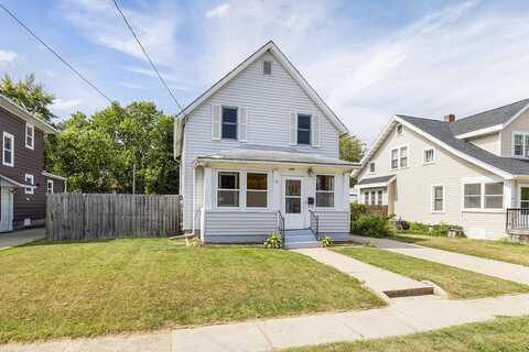 Oak, BELOIT, WI 53511