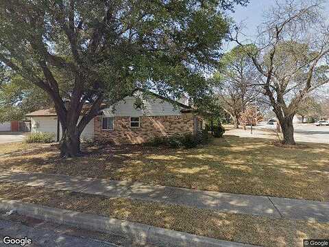 Rochelle, IRVING, TX 75062
