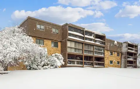 41St, MINNEAPOLIS, MN 55421
