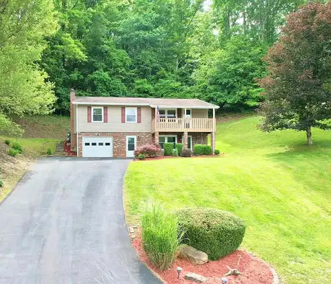 Cove, BLUEFIELD, VA 24605