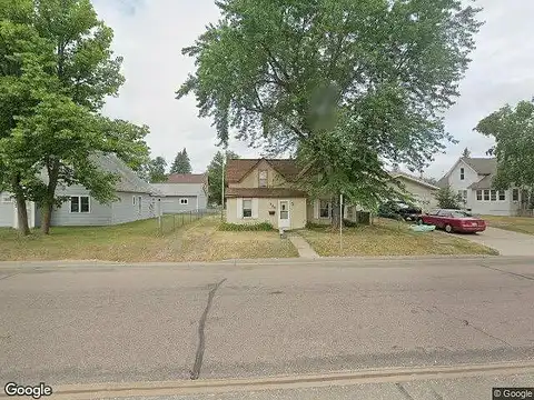 1St, BRAINERD, MN 56401