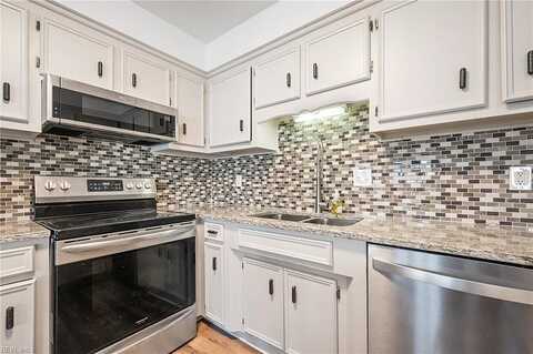 Cole, CHESAPEAKE, VA 23320