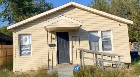 Bong, FORT WORTH, TX 76112